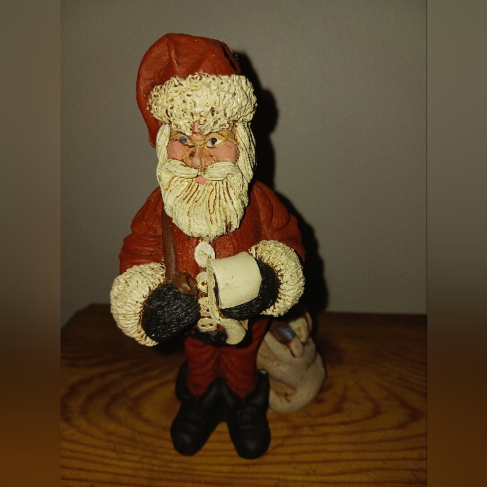 Really Cute resin santa